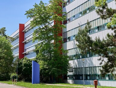 Bürofläche zur Miete 7,49 € 325,2 m² Bürofläche teilbar ab 325,2 m² Werner-von-Siemens Straße 6 Hochfeld Augsburg 86159