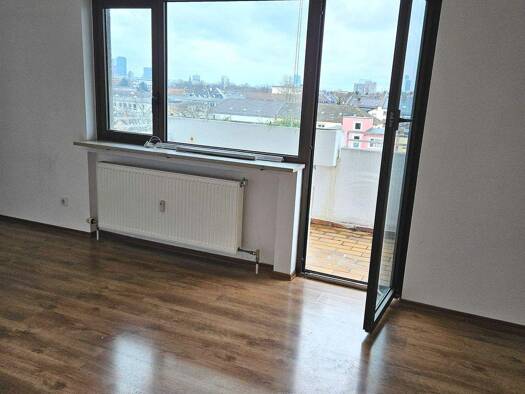 Studio zur Miete 700 € 2 Zimmer 44 m² 6. Geschoss frei ab sofort Niederrad Frankfurt am Main 60528