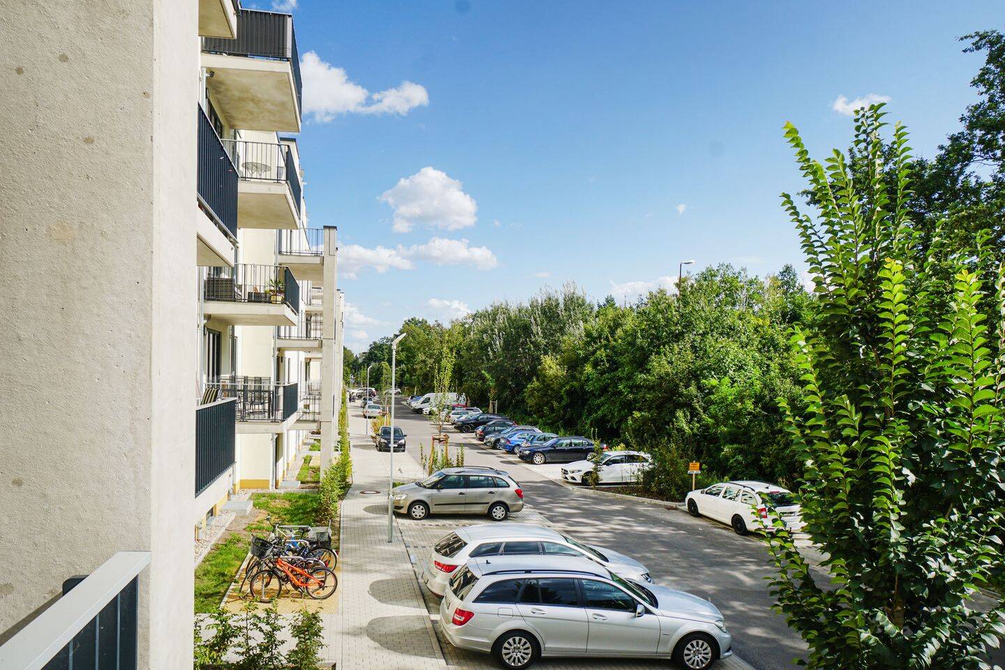 Property thumbnail 2