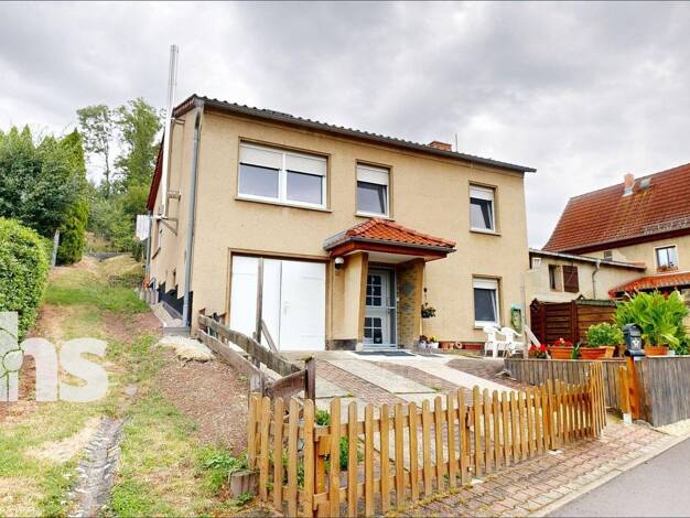 Einfamilienhaus zum Kauf provisionsfrei 89.900 € 4 Zimmer 96 m² 895 m² Grundstück Unterdorf 13 Goldschau 06721