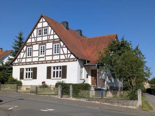 Einfamilienhaus zum Kauf 445.000 € 9 Zimmer 225,4 m² 814 m² Grundstück Korbach Korbach 34497