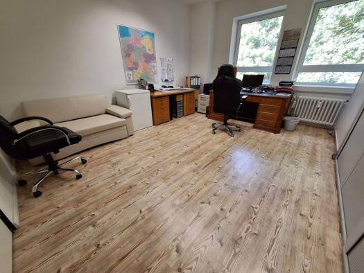 Einzelbüro zur Miete provisionsfrei 12,50 € 1 Zimmer 22,6 m² Bürofläche Bad Segeberg 23795