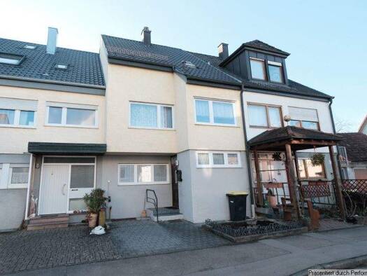 Reihenmittelhaus zum Kauf 429.000 € 4,5 Zimmer 105 m² 134 m² Grundstück Oßweil Ludwigsburg 71640
