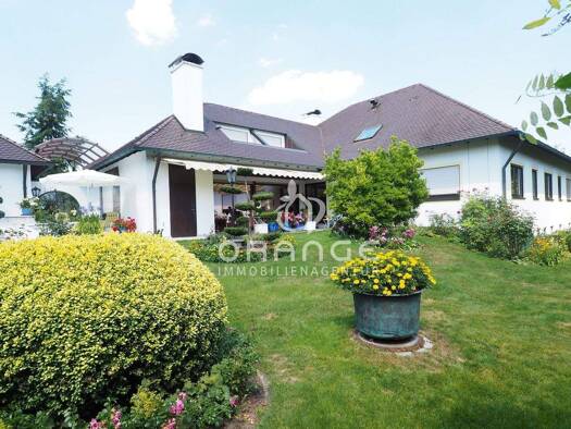 Villa zum Kauf 16,5 Zimmer 386 m² 2.950 m² Grundstück Au Illertissen / Au 89257