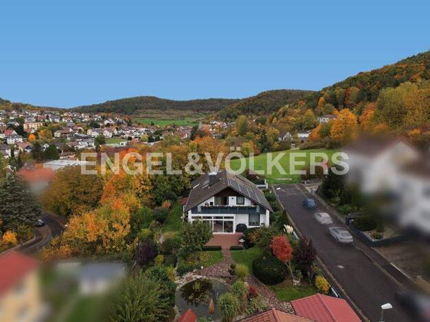 Einfamilienhaus zum Kauf 7 Zimmer 237 m² 1.167 m² Grundstück Bad Kissingen Bad kissingen 97688
