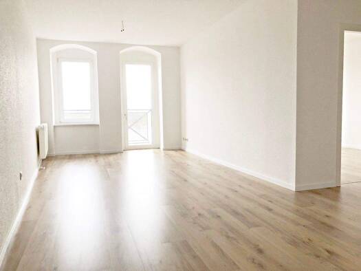 Wohnung zur Miete 459 € 2 Zimmer 81,9 m² 1. Geschoss Bahnhofstraße 6b Innenstadt Riesa 01587