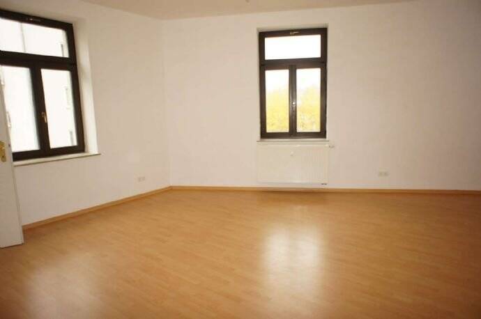 TOP Sibgel-Whg. im 3. OG mit Laminat und Wanne – Pleißbachstr. 3, 9113 Chemnitz – Bild 1 von 12
