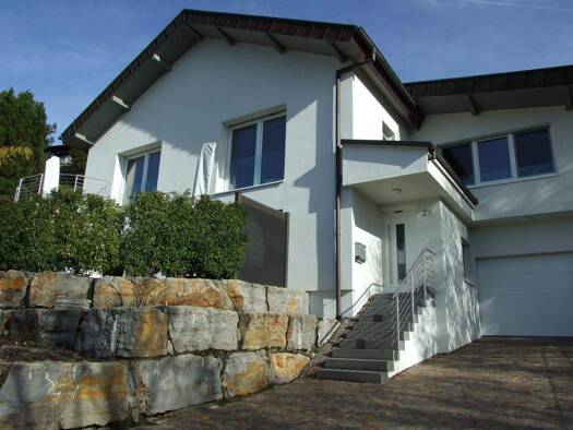 Maisonette zur Miete 1.750 € 5 Zimmer 200 m² frei ab 01.01.2026 Neckarelz Mosbach 74821