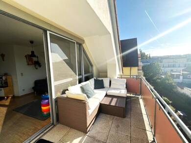 Terrassenwohnung zur Miete 900 € 4,5 Zimmer 92 m² Dachgeschoss, 3. Geschoss frei ab 01.10.2025 Neumarkt Neumarkt in der Oberpfalz 92318