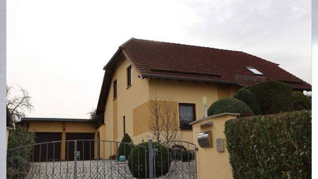 Einfamilienhaus zum Kauf 358.000 € 5 Zimmer 146,2 m² 706 m² Grundstück Neuensalz 08541