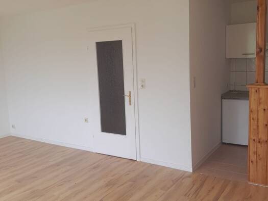 Wohnung zur Miete 650 € 1 Zimmer 35 m² frei ab 01.10.2026 Niederursel Nord-West 60439