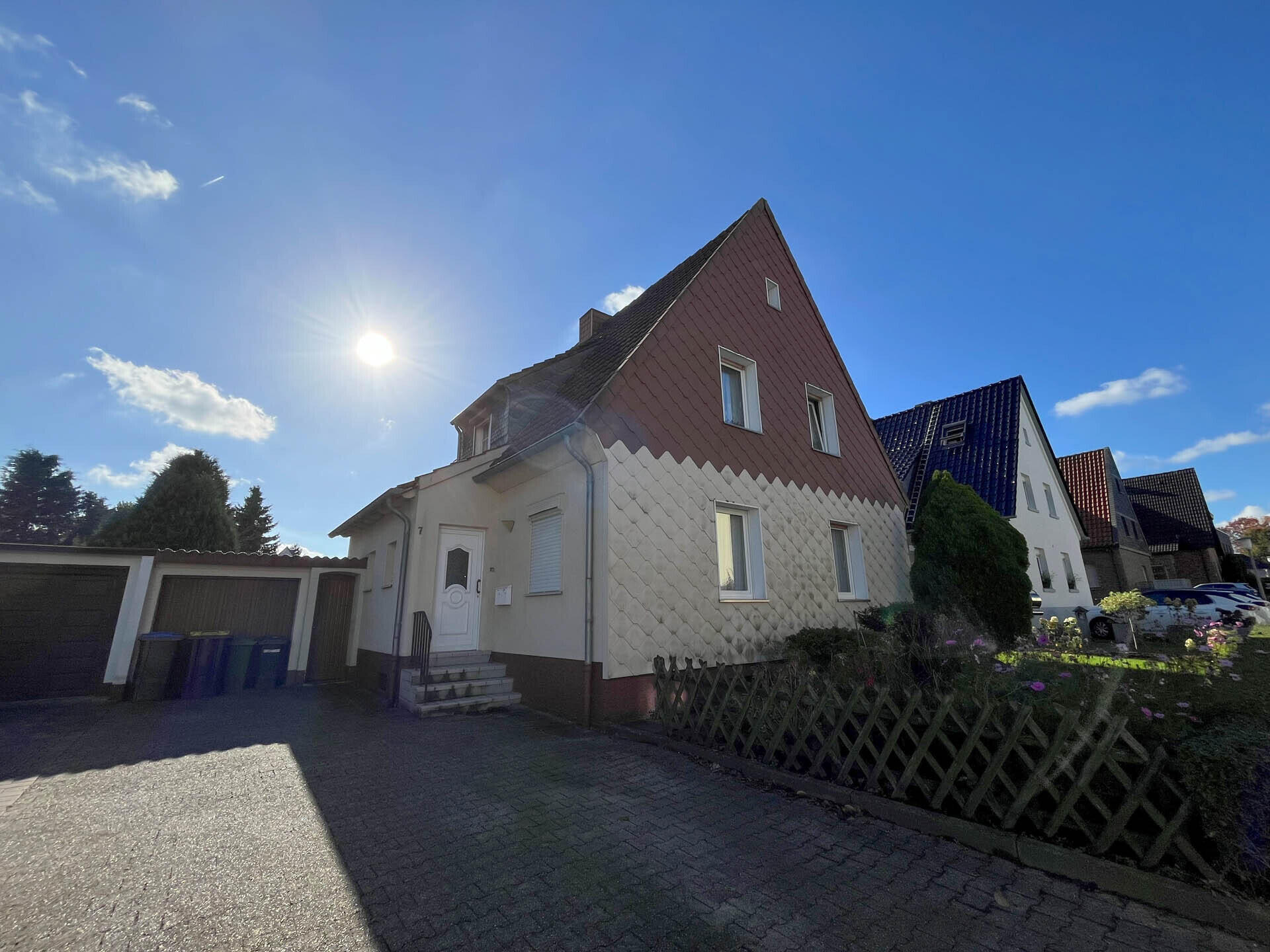 Einfamilienhaus zum Kauf 359.000 € 6 Zimmer 136 m²<br/>Wohnfläche 856 m²<br/>Grundstück 01.04.2025<br/>Verfügbarkeit Unna - Mitte Unna 59423