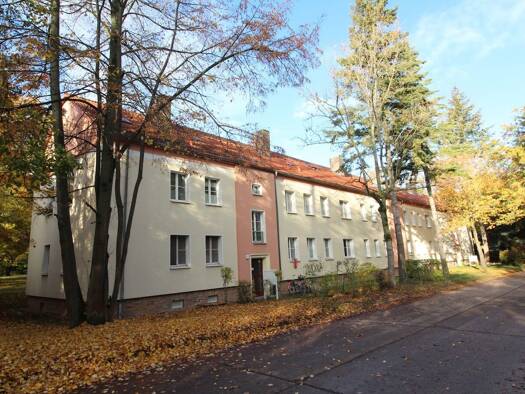 Wohnung zur Miete 376 € 3 Zimmer 64,8 m² 1. Geschoss Kastanienweg 7 Bernburg Bernburg 06406