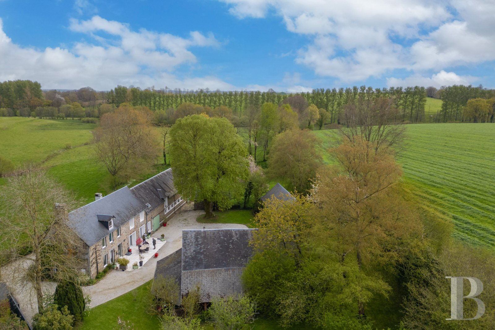 Bauernhaus zum Kauf 490.000 € 8 Zimmer 207 m²<br/>Wohnfläche 5.355 m²<br/>Grundstück Centre Ville-Saint Léonard-Notre-Dame Alençon 61000