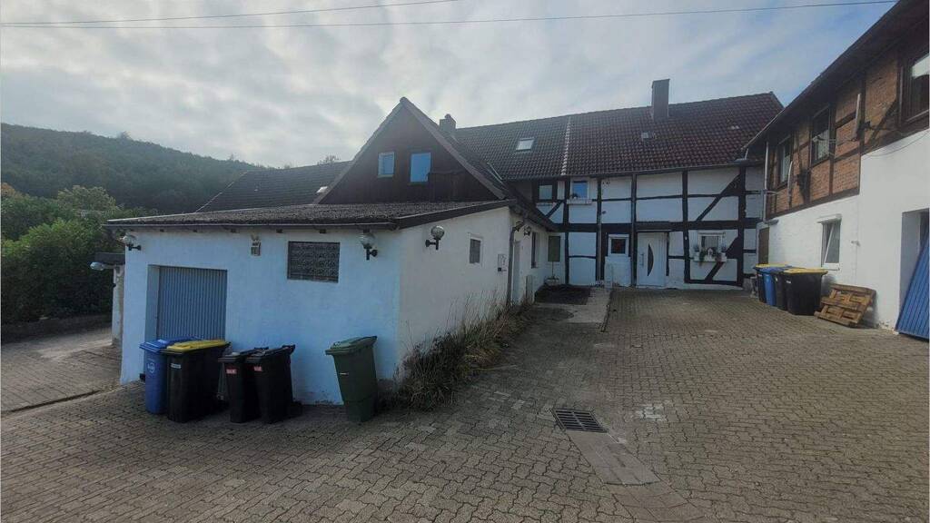 Doppelhaushälfte zum Kauf 49.900 € 5 Zimmer 165 m² 631 m² Grundstück Irmenseul Lamspringe-Irmenseul 31195