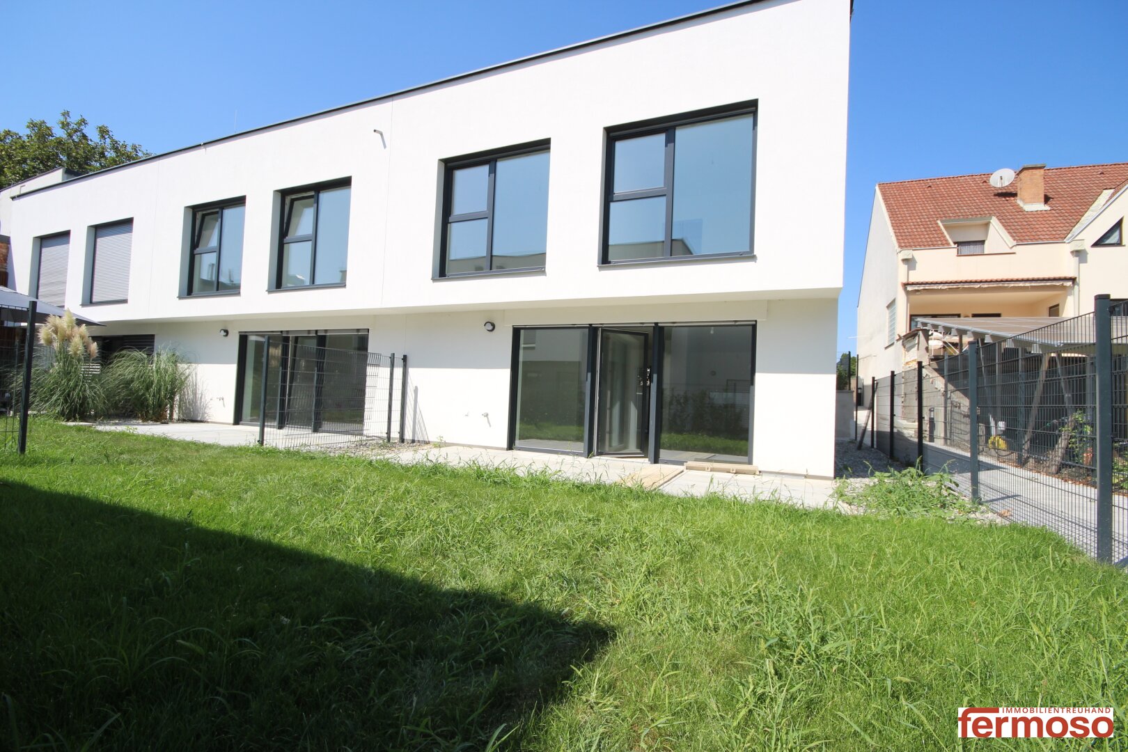 Reihenmittelhaus zum Kauf 459.000 € 4 Zimmer 107 m²<br/>Wohnfläche Maria-Lanzendorf 2326