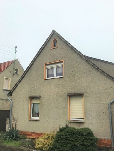 Haus zur Miete 200 € 6 Zimmer 118 m² 733 m² Grundstück Obersdorf Sangerhausen 06526