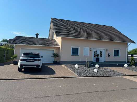 Einfamilienhaus zum Kauf 549.000 € 5 Zimmer 200 m² 880 m² Grundstück frei ab sofort Herforst 54662