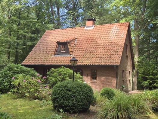 Haus zum Kauf 295.000 € 3 Zimmer 92 m² 693 m² Grundstück frei ab sofort Mittelweg 103 Wisch 24217