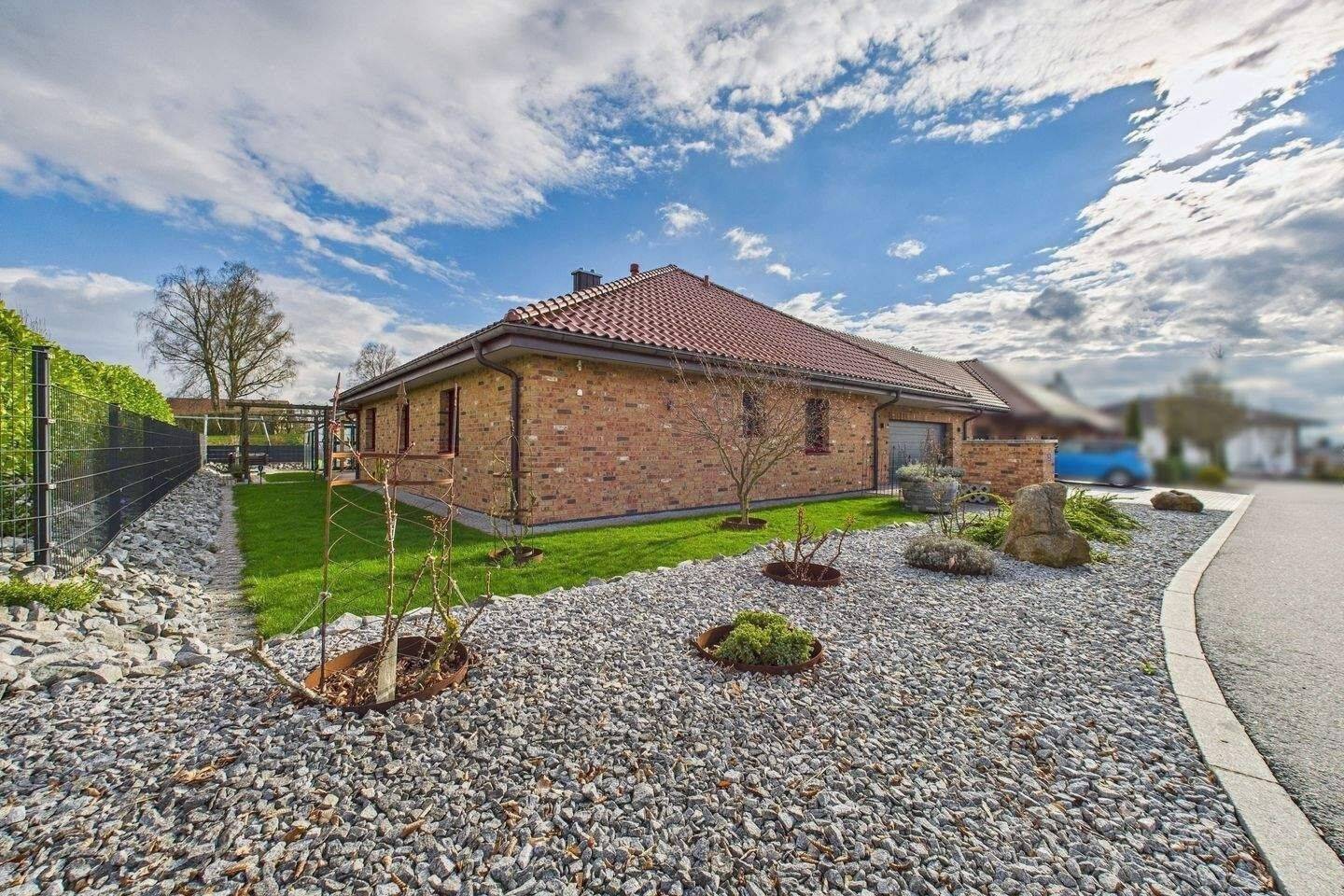 Bungalow zum Kauf - Ansicht 2