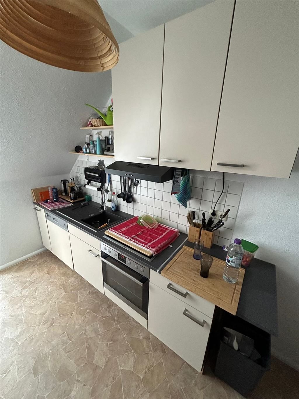 Wohnung zur Miete 585 € 5 Zimmer 125 m²<br/>Wohnfläche 01.10.2024<br/>Verfügbarkeit Cäcilienstraße 1 Hilbersdorf 151 Chemnitz 09131