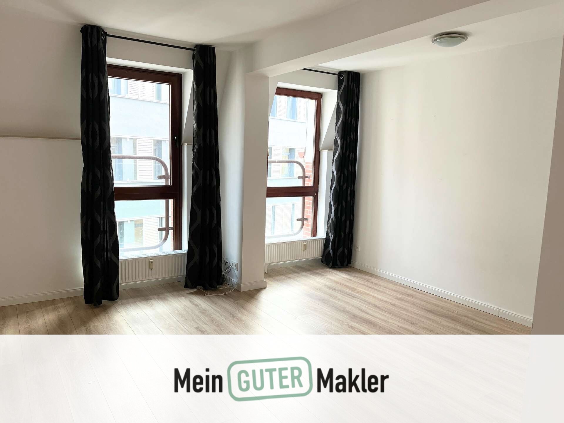 Wohnung zur Miete 680 € 1 Zimmer 35 m²<br/>Wohnfläche 4.<br/>Geschoss 01.01.2025<br/>Verfügbarkeit Geeren 4-8 Altstadt Bremen 28195