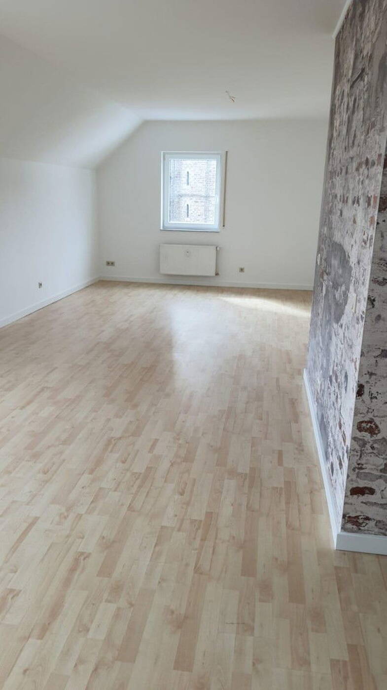 Wohnung zur Miete 800 € 3 Zimmer 90 m² 2. Geschoss frei ab 01.07.2025 Neustadt Neustadt-Wied 53577