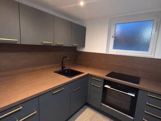 Wohnung zur Miete 950 € 2,5 Zimmer 70 m² Geschoss -1/2 frei ab 01.08.2026 Magstadt 71106