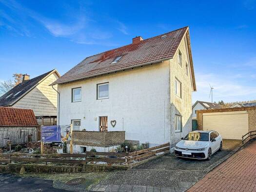 Mehrfamilienhaus zum Kauf 195.000 € 8 Zimmer 161,3 m² 1.318 m² Grundstück Rischenau Lügde 32676