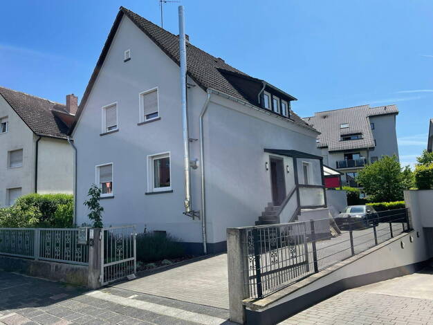 Einfamilienhaus zum Kauf provisionsfrei 649.000 € 7 Zimmer 182,7 m² 590 m² Grundstück Obertshausen 63179