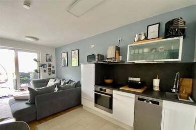 Wohnung zur Miete 615 € 2 Zimmer 51,6 m² frei ab 01.10.2025 Deggendorf Deggendorf 94469