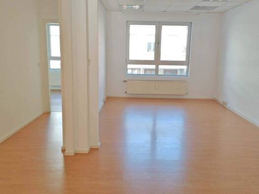 Bürogebäude zur Miete provisionsfrei 1.688 € 5 Zimmer 125 m² Bürofläche MÜNCHNERSTRASSE Bahnhofsviertel Frankfurt am Main 60329