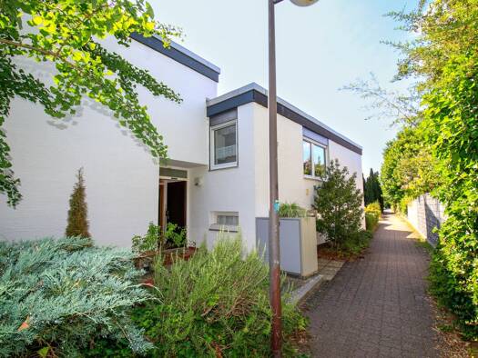 Bungalow zum Kauf 6 Zimmer 110 m² 254 m² Grundstück Limburgerhof 67117