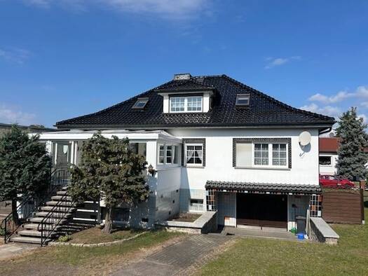 Einfamilienhaus zum Kauf 258.000 € 6 Zimmer 247 m² 3.580 m² Grundstück frei ab sofort Neue Straße 22 Möckern 39291