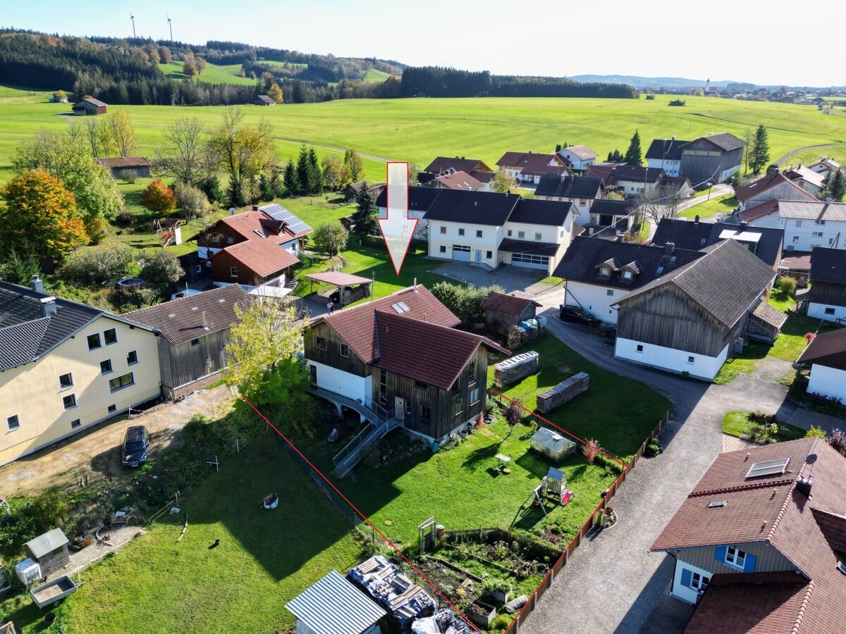 Einfamilienhaus zum Kauf 497.000 € 5,5 Zimmer 146 m²<br/>Wohnfläche 800 m²<br/>Grundstück Tremmelschwang Tremmelschwang 87651