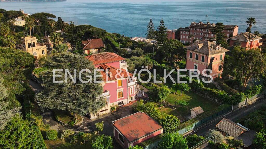 Haus zum Kauf 10 Zimmer 642 m² 1.700 m² Grundstück frei ab sofort Via Ghirardelli Pescetto 14 Genua 16167