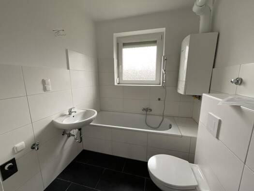 Wohnung zur Miete 399 € 3 Zimmer 57,7 m² 2. Geschoss Tiegenhofer Zeile 2 A Fedderwardergroden Wilhelmshaven 26388
