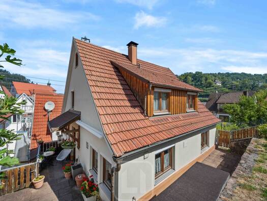 Einfamilienhaus zum Kauf 274.000 € 7 Zimmer 112,1 m² 177 m² Grundstück Calw Calw 75365
