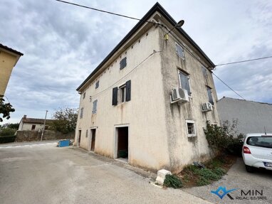 Haus zum Kauf 345.000 € 6 Zimmer 241 m² Porec 52440