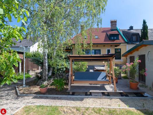 Einfamilienhaus zum Kauf 690.000 € 7 Zimmer 622 m² Grundstück Himberg 2325