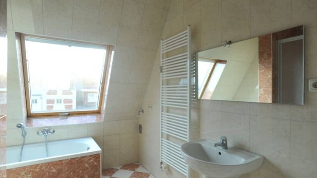 Wohnung zur Miete 615 € 2 Zimmer 75,5 m² 4. Geschoss frei ab 01.05.2026 Tribseer Damm 18 Tribseer Stralsund 18437