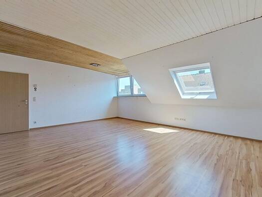 Wohnung zum Kauf 189.000 € 3 Zimmer 94,3 m² 4. Geschoss Südostviertel Stadtbezirk I 45139