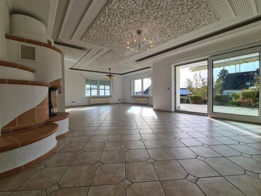 Einfamilienhaus zum Kauf 680.000 € 6,5 Zimmer 200 m² 650 m² Grundstück frei ab sofort Homburg 66424