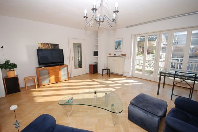 Wohnung zur Miete Wohnen auf Zeit 1.350 € 2 Zimmer 70 m²<br/>Wohnfläche 01.10.2024<br/>Verfügbarkeit Reichenbachstraße 9b Bad Reichenhall Bad Reichenhall 83435