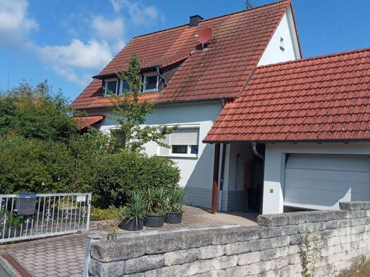 Einfamilienhaus zum Kauf provisionsfrei 620.000 € 5 Zimmer 254 m² 371 m² Grundstück Niederlindach Heßdorf 91093