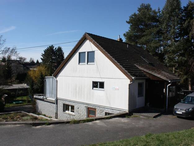 Einfamilienhaus zum Kauf provisionsfrei 125.000 € 6 Zimmer 150 m² 708 m² Grundstück Hauptstraße Berthelsdorf 02747