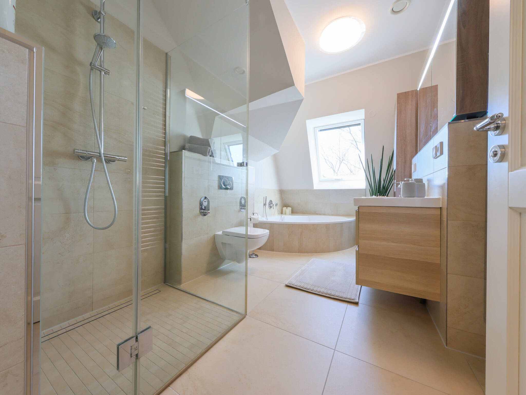 Property thumbnail 11