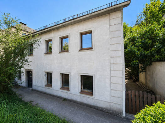 Haus zum Kauf 138.000 € 436 m² Grundstück Steyr Steyr 4400