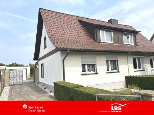 Doppelhaushälfte zum Kauf 219.000 € 4 Zimmer 102 m² 1.353 m² Grundstück Frankfurt Frankfurt (Oder) 15234
