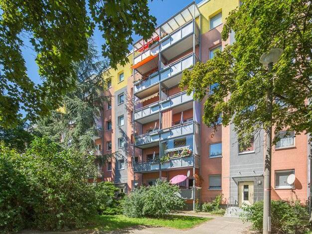 Wohnung zur Miete 623 € 3 Zimmer 77,1 m² 1. Geschoss frei ab 31.10.2026 Spremberger Straße 2 Prohlis-Süd Dresden 01239